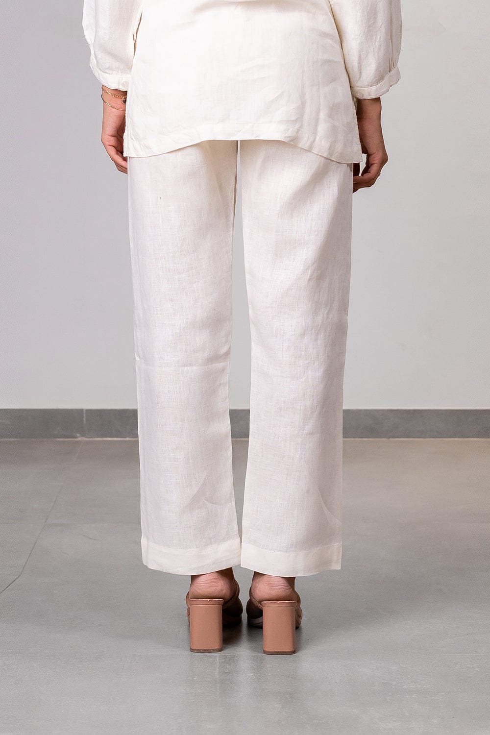 Tucks Pants - White